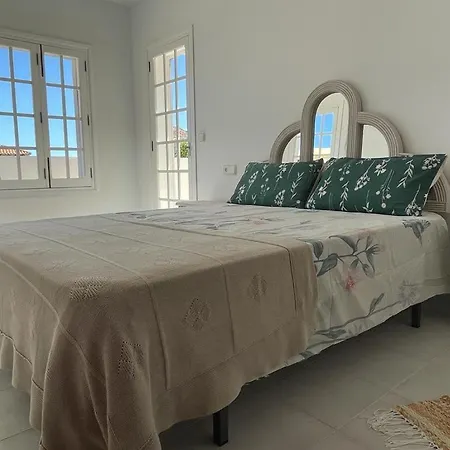 Relaxing House At The Domek alpejski